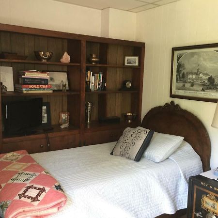 Hobble Inn Стоу Экстерьер фото